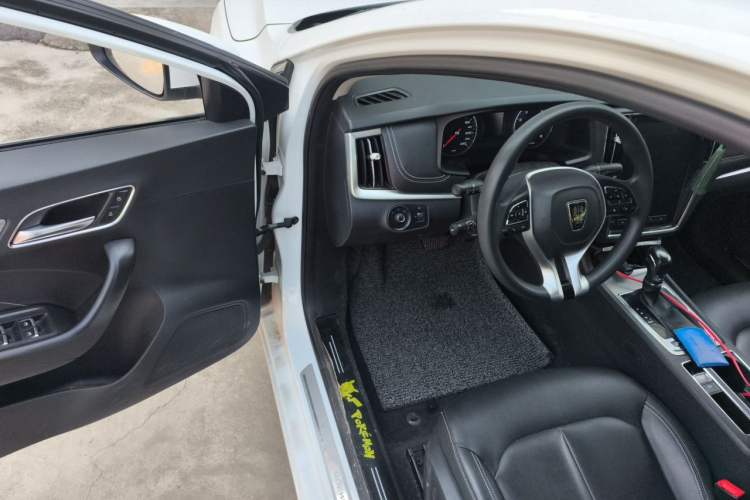 Used Roewe i6 2020 PLUS 1.6L CVT 4G Connected Glory Flagship Edition Driver Seat