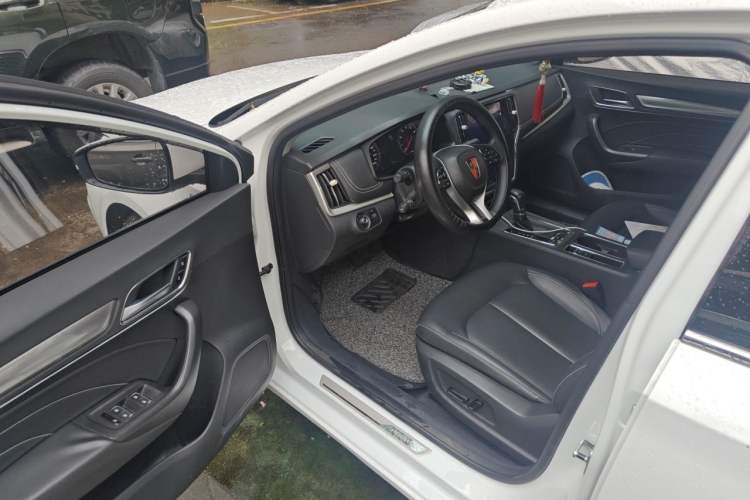 Used Roewe i6 2020 PLUS 1.6L CVT 4G Connected Glory Flagship Edition Driver Seat