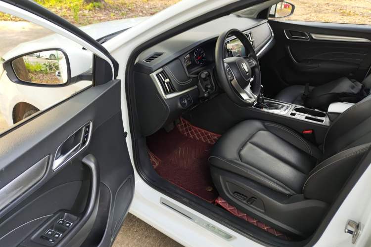 Used Roewe i6 2020 PLUS 1.6L CVT 4G Connected Glory Flagship Edition Driver Seat