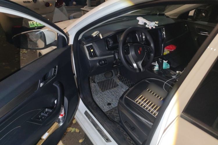 Used Roewe i6 2020 PLUS 1.6L CVT 4G Connected Glory Holographic Edition Driver Seat
