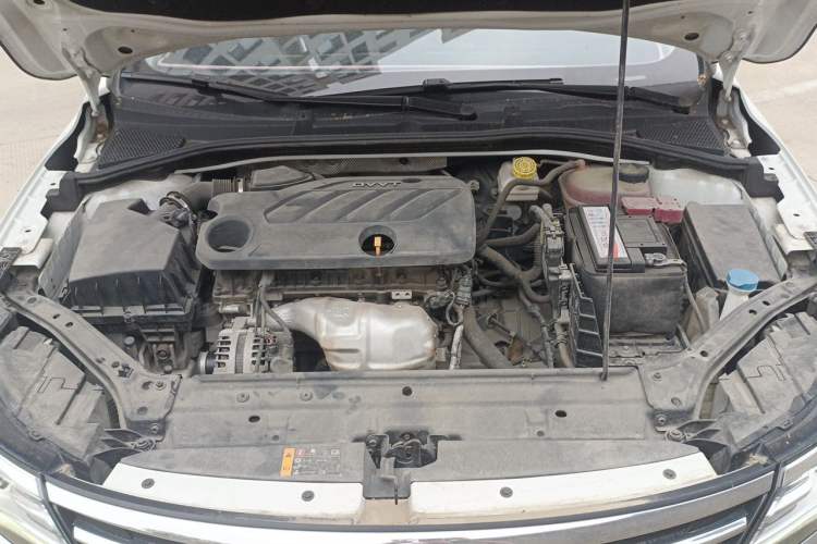 Used Roewe i6 2020 PLUS 1.6L CVT 4G Connected Glory Flagship Edition Engine Bay