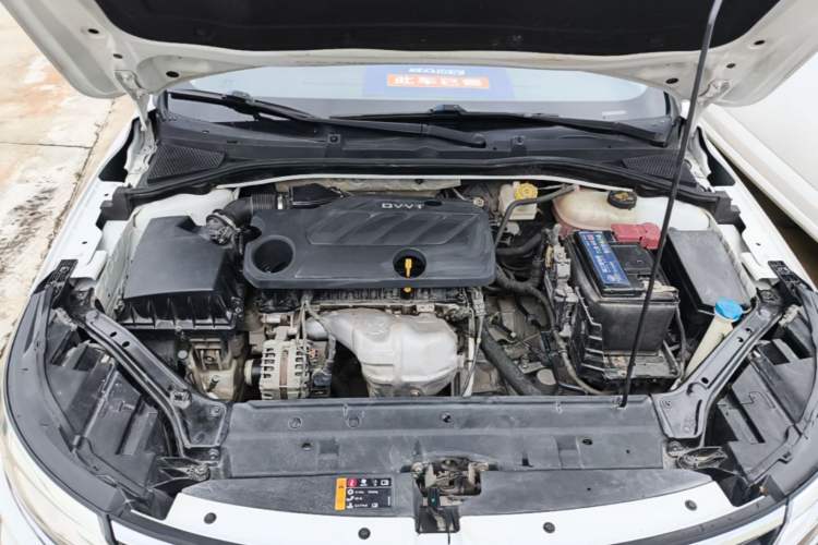Used Roewe i6 2020 PLUS 1.6L CVT 4G Connected Glory Flagship Edition Engine Bay