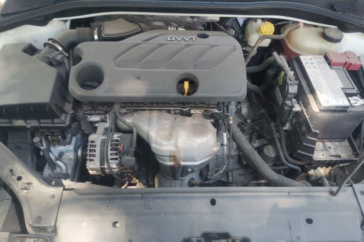 Used Roewe i6 2020 PLUS 1.6L CVT 4G Connected Glory Holographic Edition Engine Bay