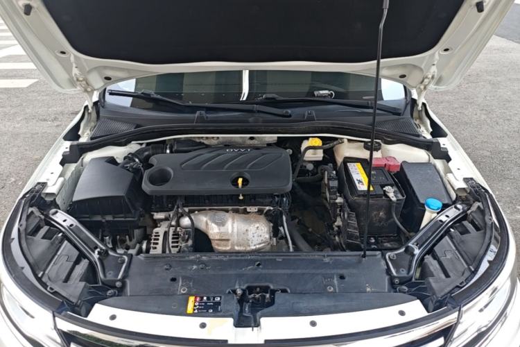 Used Roewe i6 2020 PLUS 1.6L CVT 4G Connected Glory Flagship Edition Engine Bay
