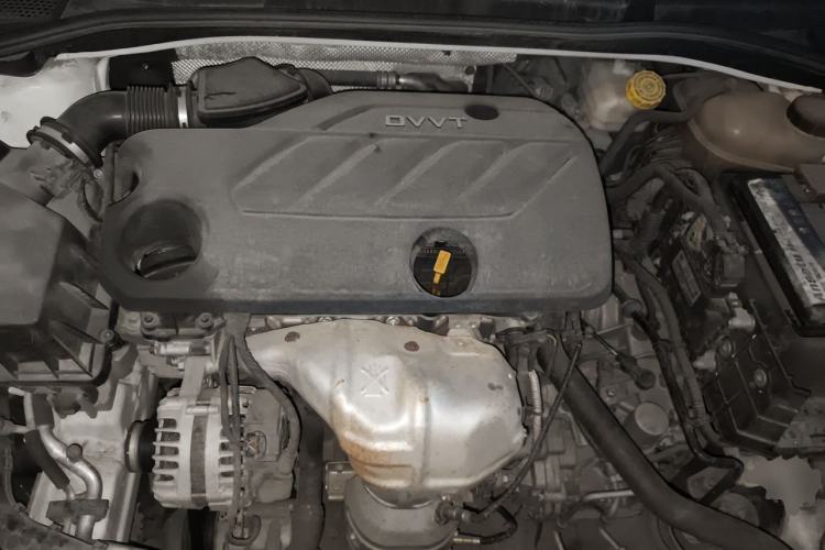 Used Roewe i6 2020 PLUS 1.6L CVT 4G Connected Glory Holographic Edition Engine Bay