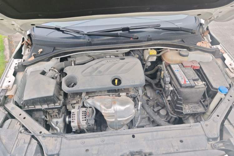 Used Roewe i6 2020 PLUS 1.6L CVT 4G Connected Glory Flagship Edition Engine Bay