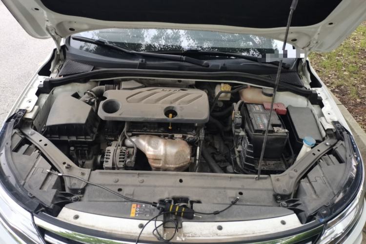 Used Roewe i6 2020 PLUS 1.6L CVT 4G Connected Glory Flagship Edition Engine Bay