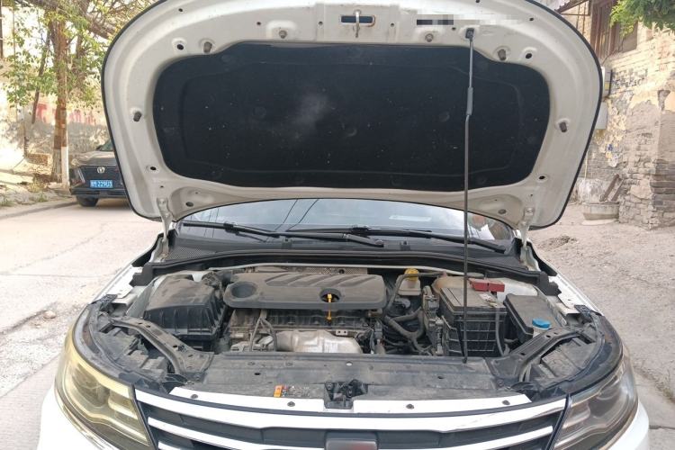 Used Roewe i6 2020 PLUS 1.6L CVT 4G Connected Glory Holographic Edition Engine Bay