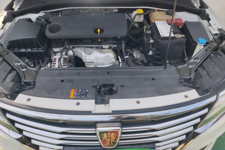 Used Roewe i6 2020 PLUS 1.6L CVT 4G Connected Glory Flagship Edition Engine Bay