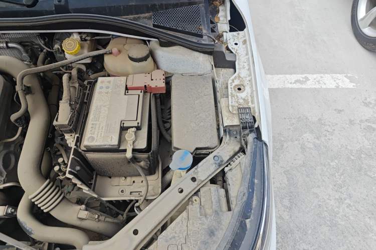 Used Roewe i6 2020 PLUS 20T TST 4G Connected Glory Flagship Edition Engine Bay Left
