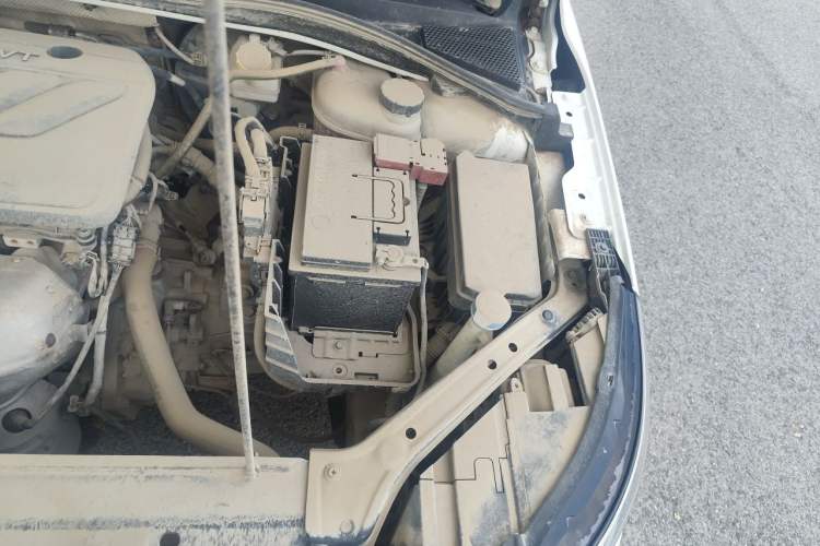 Used Roewe i6 2020 PLUS 1.6L Manual 4G Connect Glory Flagship Edition Engine Bay Left