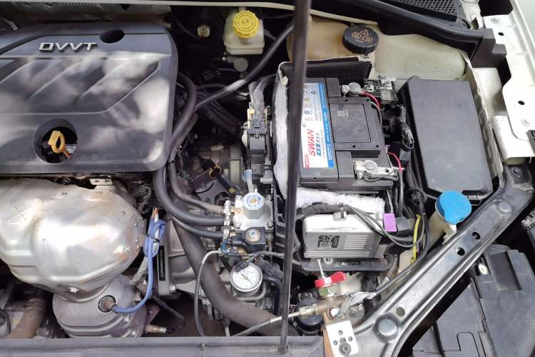 Used Roewe i6 2020 PLUS 1.6L CVT 4G Connected Glory Holographic Edition Engine Bay Left