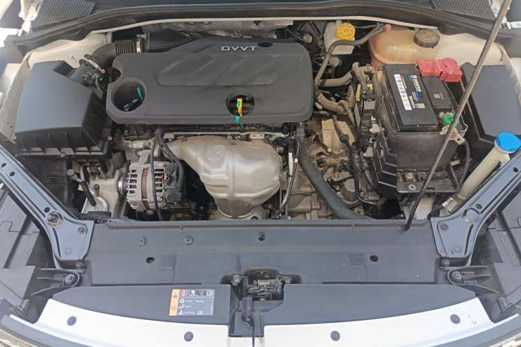 Used Roewe i6 2020 PLUS 1.6L CVT 4G Connected Glory Flagship Edition Engine Bay