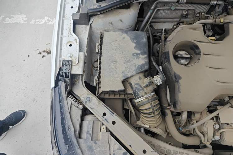 Used Roewe i6 2020 PLUS 20T TST 4G Connected Glory Flagship Edition Engine Bay Right