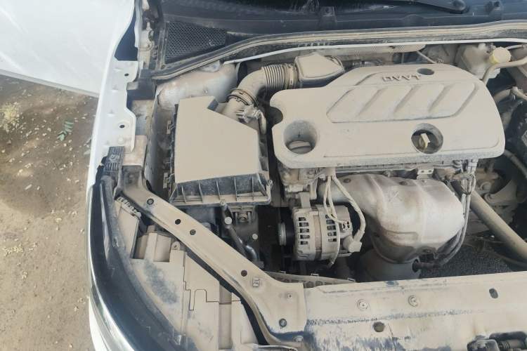 Used Roewe i6 2020 PLUS 1.6L Manual 4G Connect Glory Flagship Edition Engine Bay Right