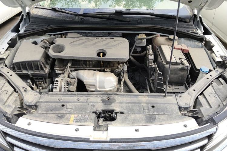 Used Roewe i6 2020 PLUS 1.6L CVT 4G Connected Glory Flagship Edition Engine Bay