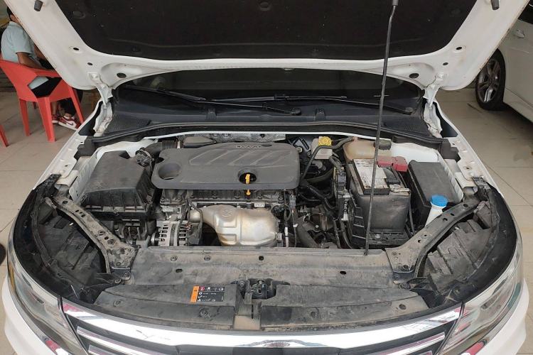 Used Roewe i6 2020 PLUS 1.6L CVT 4G Connected Glory Flagship Edition Engine Bay