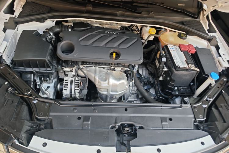 Used Roewe i6 2020 PLUS 1.6L CVT 4G Connected Glory Flagship Edition Engine Bay