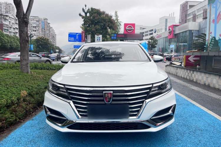 Used Roewe i6 2020 PLUS 1.6L CVT 4G Connected Glory Flagship Edition Exterior 1