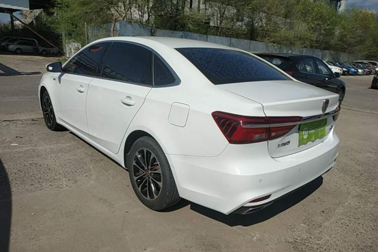 Used Roewe i6 2020 PLUS 1.6L CVT 4G Connected Glory Luxury Edition Exterior 2