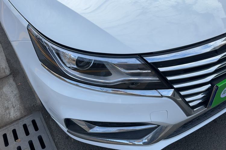 Used Roewe i6 2020 PLUS 1.6L CVT 4G Connected Glory Flagship Edition Exterior 2