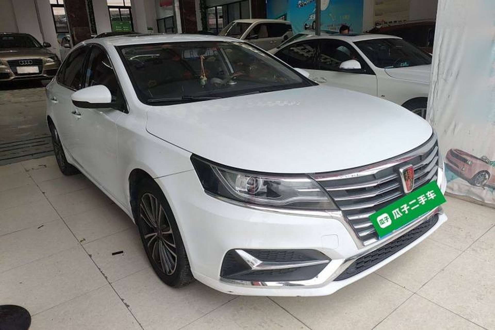 Used Roewe i6 2020 PLUS 1.6L CVT 4G Connected Glory Flagship Edition Exterior 2