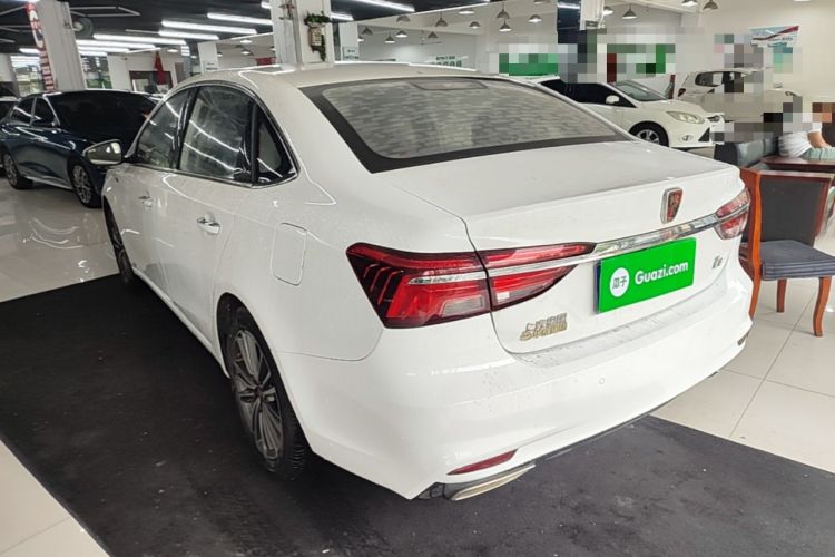 Used Roewe i6 2020 PLUS 1.6L CVT 4G Connected Glory Flagship Edition Exterior 2