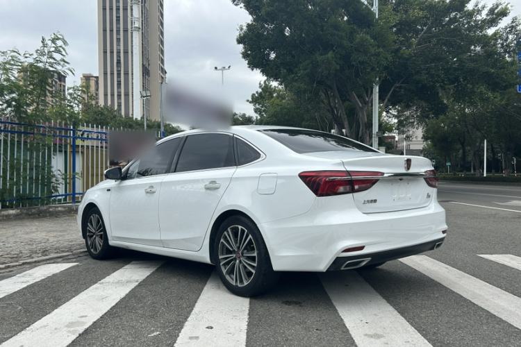 Used Roewe i6 2020 PLUS 1.6L CVT 4G Connected Glory Flagship Edition Exterior 3