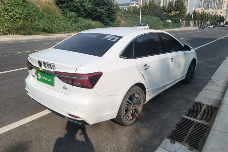 Used Roewe i6 2020 PLUS 1.6L CVT 4G Connected Glory Flagship Edition Exterior 3