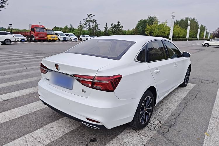 Used Roewe i6 2020 PLUS 1.6L CVT 4G Connected Glory Luxury Edition Exterior 3