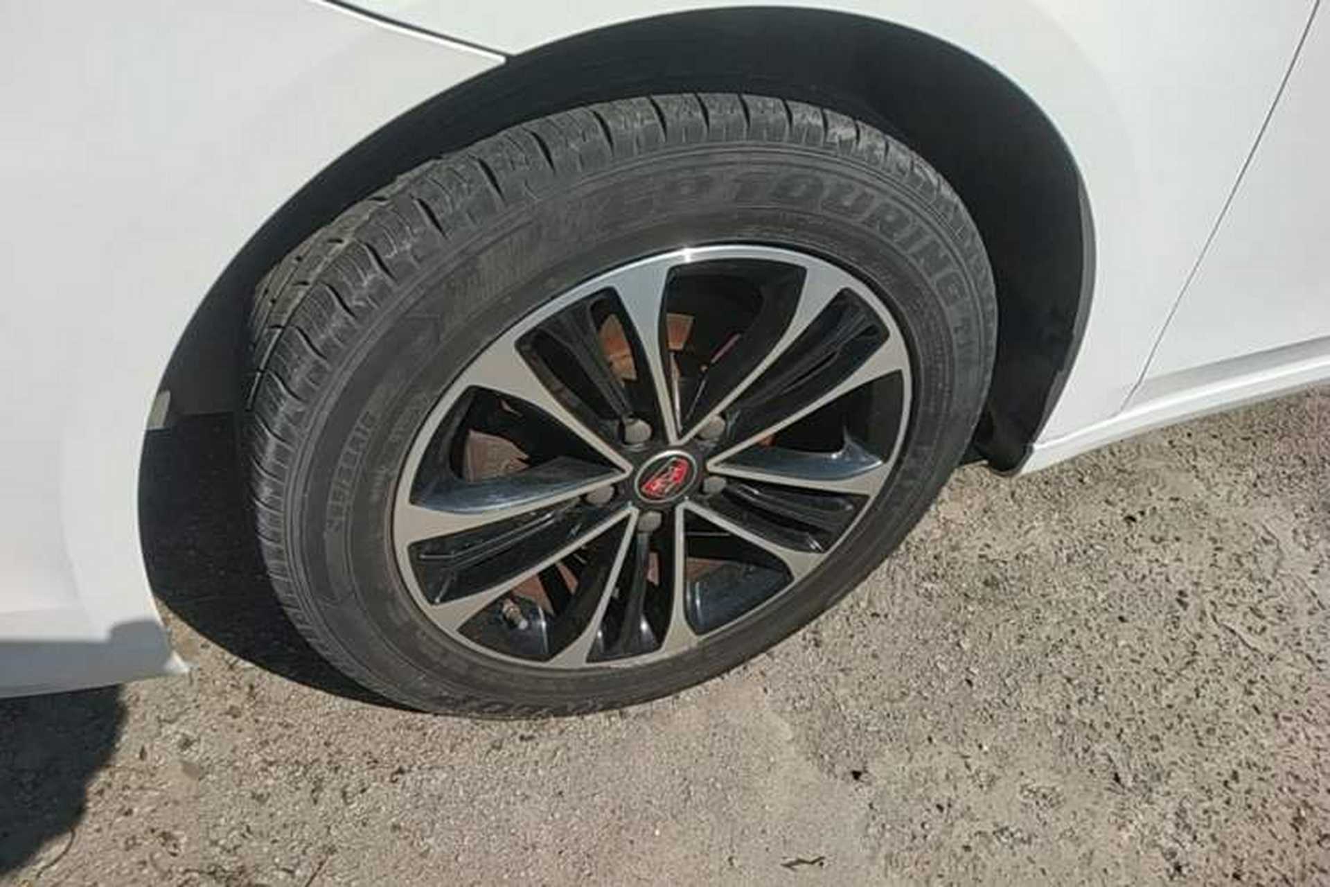 Used Roewe i6 2020 PLUS 1.6L CVT 4G Connected Glory Luxury Edition Exterior 4