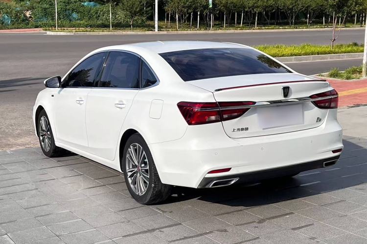Used Roewe i6 2020 PLUS 1.6L CVT 4G Connected Glory Flagship Edition Exterior 4