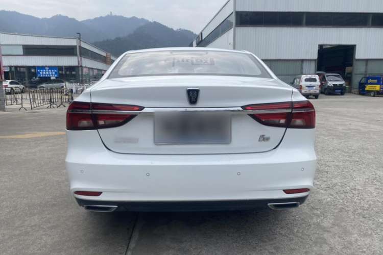 Used Roewe i6 2020 PLUS 1.6L CVT 4G Connected Glory Flagship Edition Exterior 4