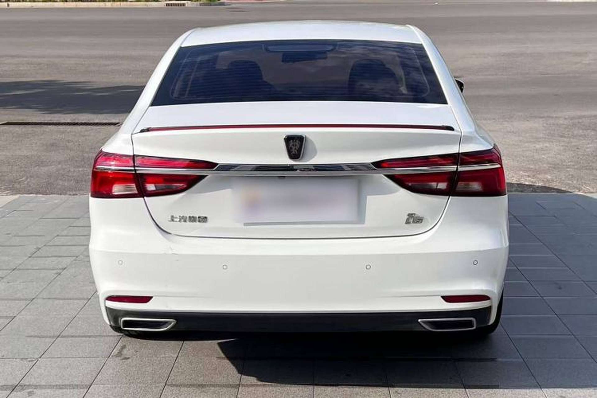 Used Roewe i6 2020 PLUS 1.6L CVT 4G Connected Glory Flagship Edition Exterior 5