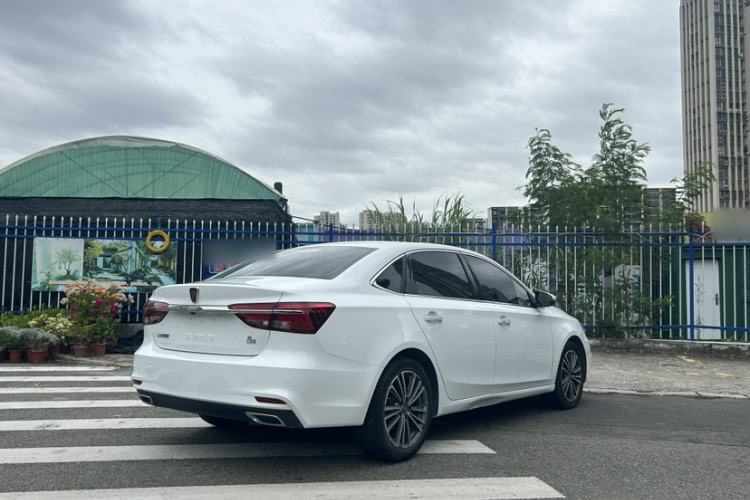 Used Roewe i6 2020 PLUS 1.6L CVT 4G Connected Glory Flagship Edition Exterior 5