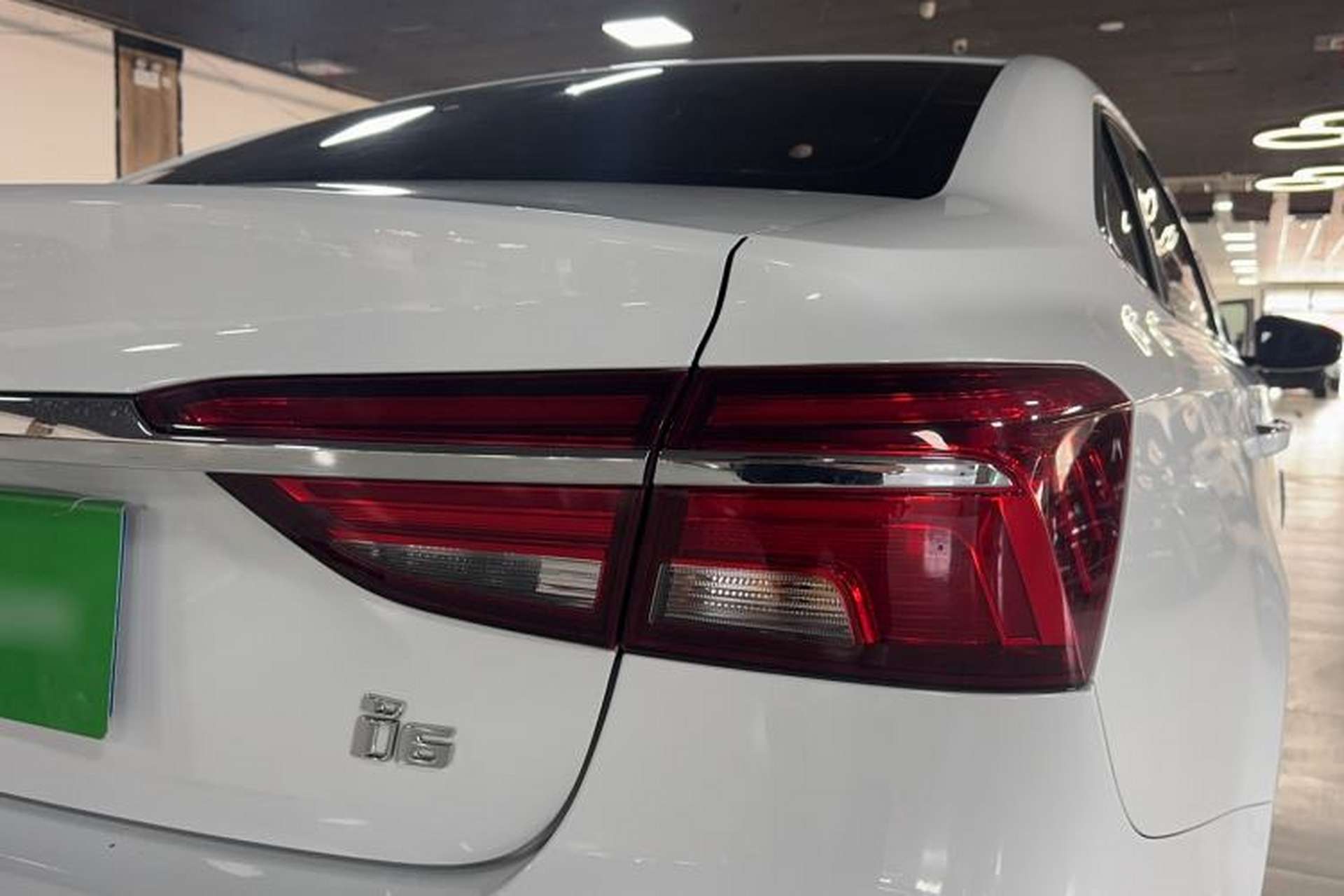 Used Roewe i6 2020 PLUS 1.6L CVT 4G Connected Glory Flagship Edition Exterior 5