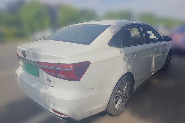 Used Roewe i6 2020 PLUS 1.6L CVT 4G Connected Glory Flagship Edition Exterior 5