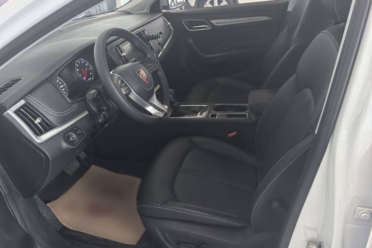 Used Roewe i6 2020 PLUS 1.6L CVT 4G Connected Glory Flagship Edition Exterior 7