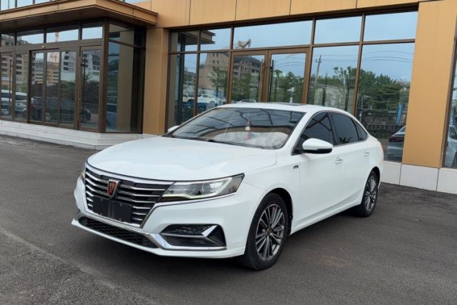 Ojetý Roewe i6 2020 PLUS 1.6L CVT 4G Connected Glory Flagship Edition