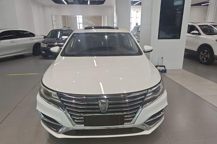 Used Roewe i6 2020 PLUS 1.6L CVT 4G Connected Glory Flagship Edition Front
