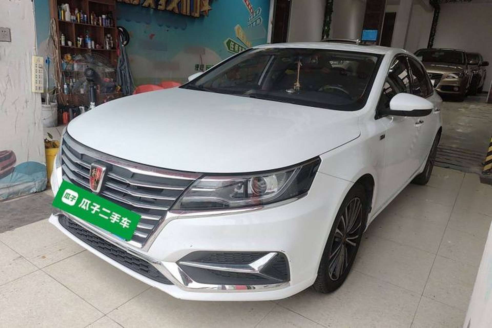 Used Roewe i6 2020 PLUS 1.6L CVT 4G Connected Glory Flagship Edition Front Left 45 Deg