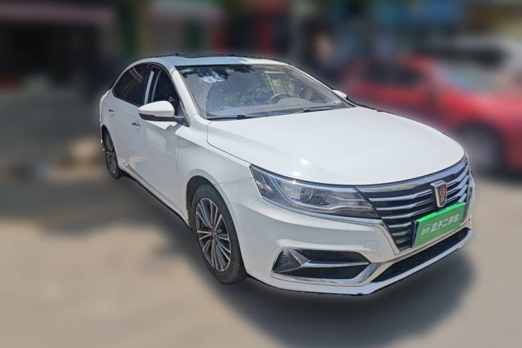 Used Roewe i6 2020 PLUS 1.6L CVT 4G Connected Glory Holographic Edition Front Right 45 Deg