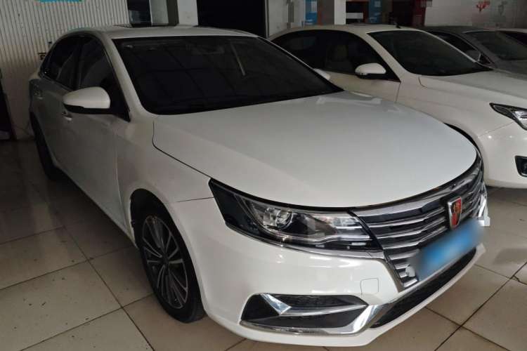 Used Roewe i6 2020 PLUS 1.6L CVT 4G Connected Glory Flagship Edition Front Right 45 Deg