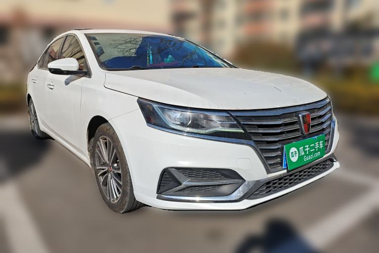 Used Roewe i6 2020 PLUS 1.6L CVT 4G Connected Glory Flagship Edition Front Right 45 Deg