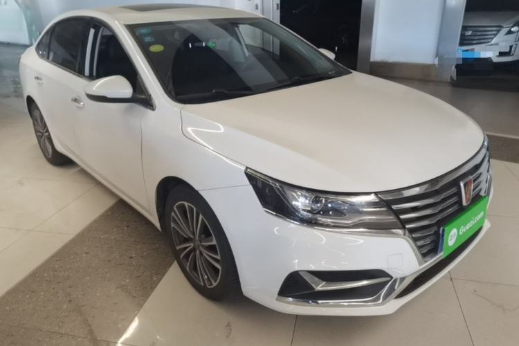 Used Roewe i6 2020 PLUS 1.6L CVT 4G Connected Glory Flagship Edition Front Right 45 Deg