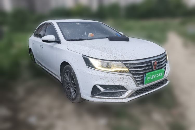 Used Roewe i6 2020 PLUS 1.6L CVT 4G Connected Glory Holographic Edition Front Right 45 Deg