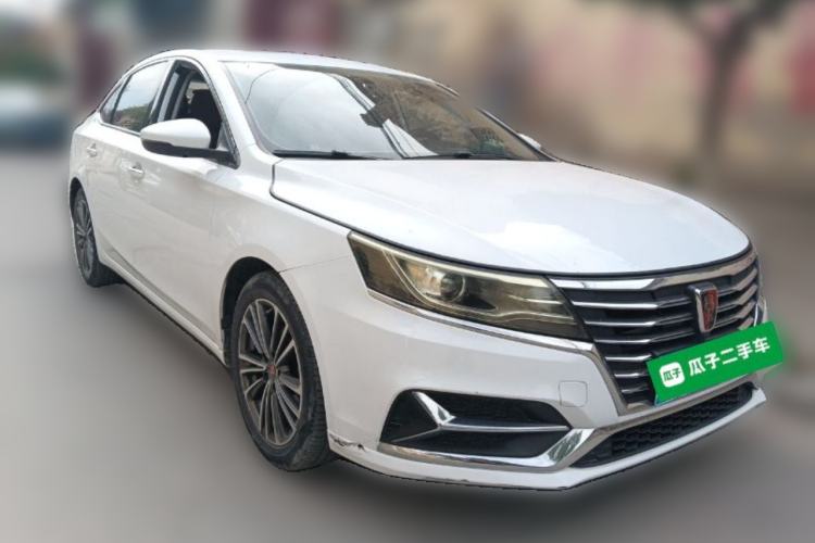 Used Roewe i6 2020 PLUS 1.6L CVT 4G Connected Glory Holographic Edition Front Right 45 Deg