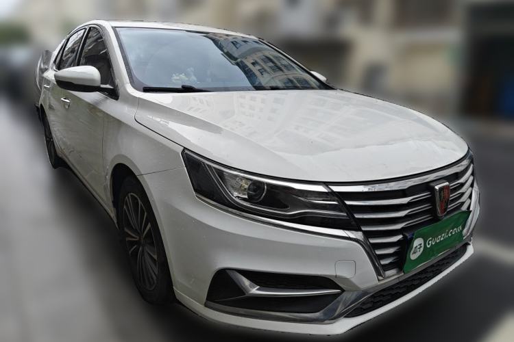 Used Roewe i6 2020 PLUS 1.6L CVT 4G Connected Glory Flagship Edition Front Right 45 Deg