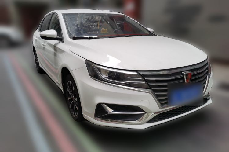 Used Roewe i6 2020 PLUS 1.6L CVT 4G Connected Glory Luxury Edition Front Right 45 Deg