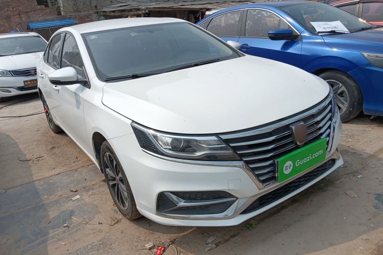 Used Roewe i6 2020 PLUS 1.6L Manual 4G Connect Glory Luxury Edition Front Right 45 Deg
